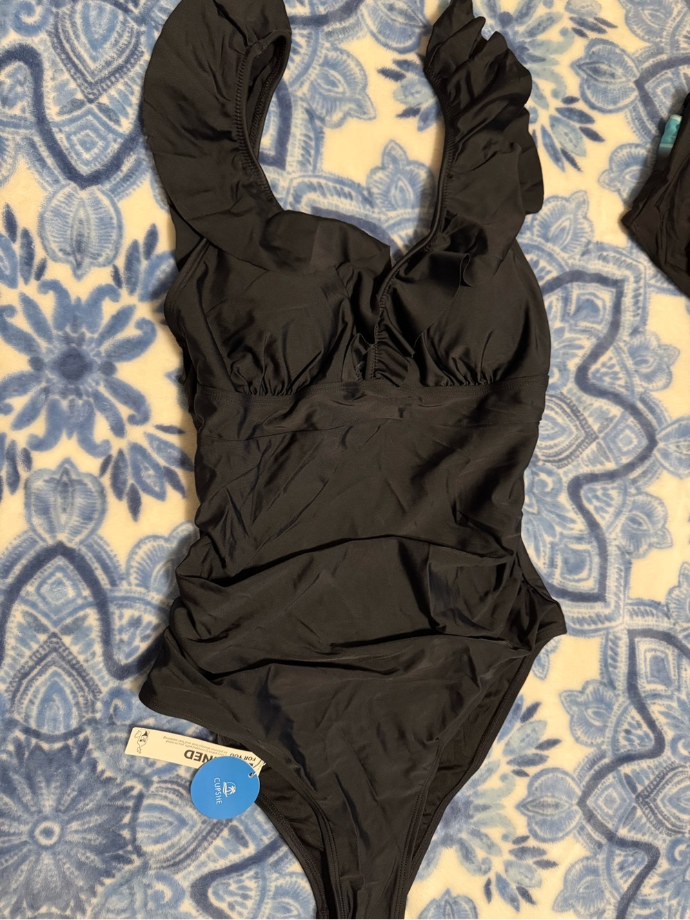 CUPSHE Classic Black Ruffled Shoulders One-Piece Swimsuit - women’s NWT